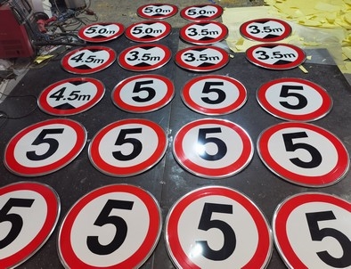 郴州郴州限速交通标牌厂家